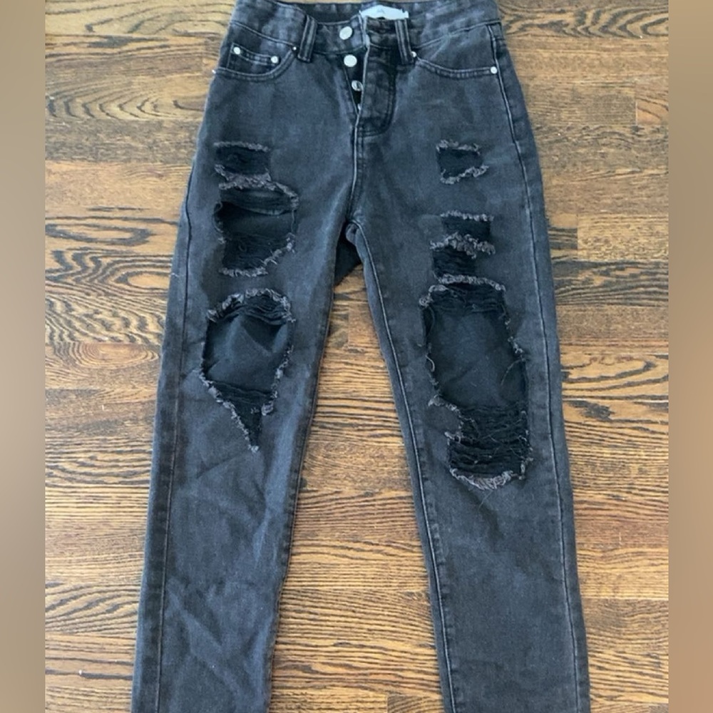 Black ripped jeans